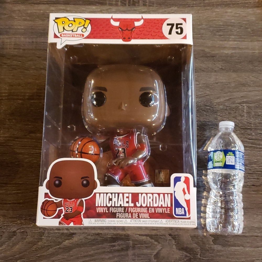 NEW! Large 10" Michael Jordan Funko Pop Bulls
